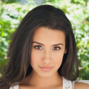dr-monica-teen-rhinoplasty